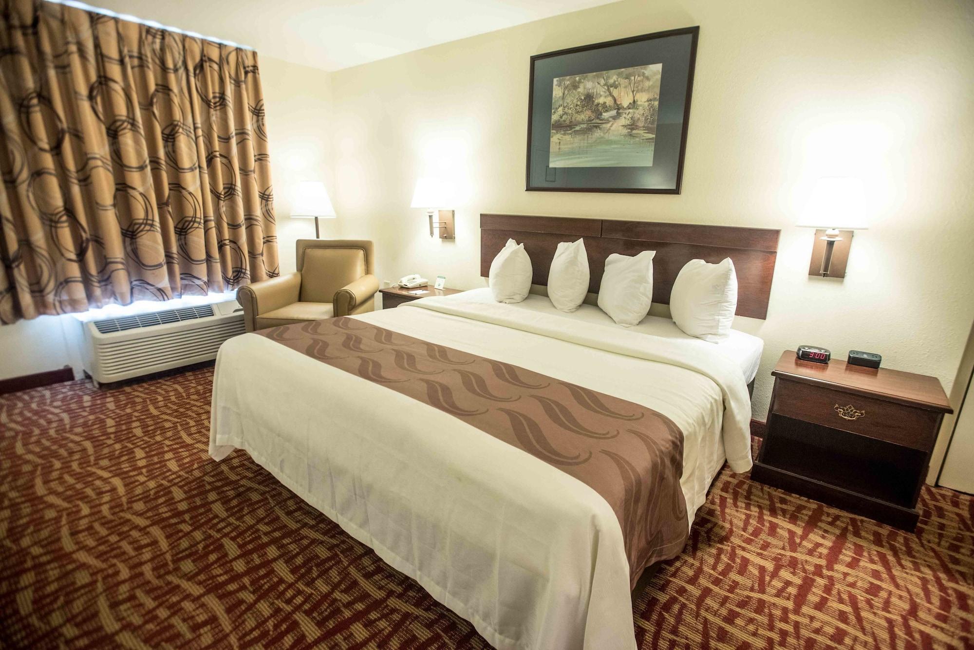 Quality Inn At Town Center Beaufort Exterior foto