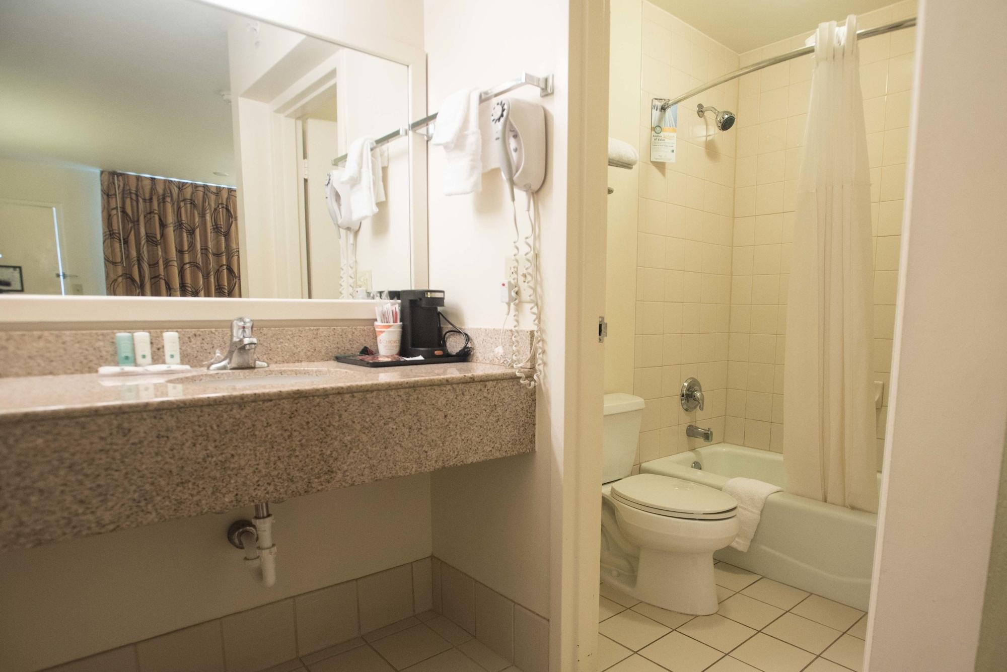 Quality Inn At Town Center Beaufort Exterior foto