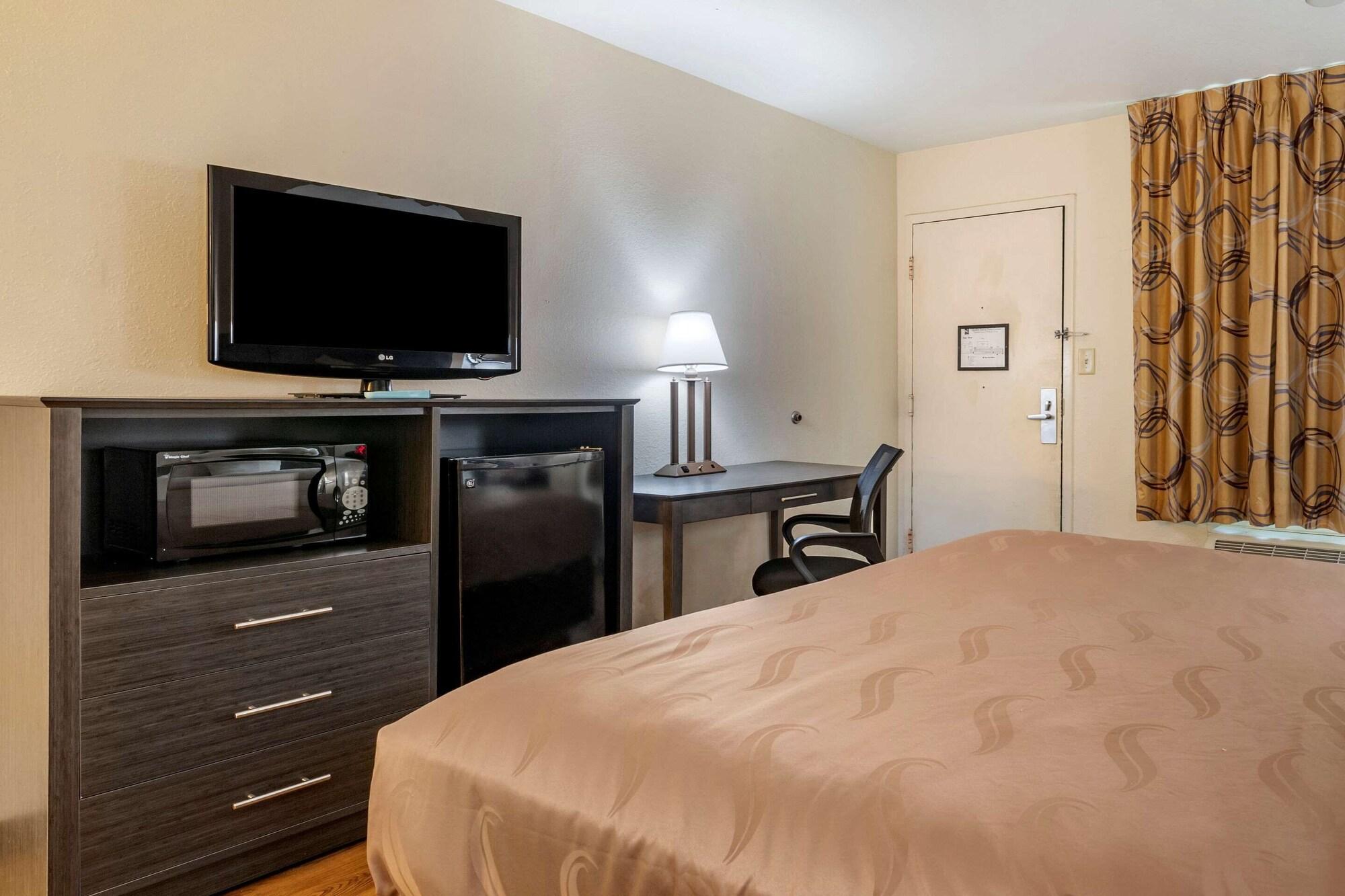 Quality Inn At Town Center Beaufort Exterior foto