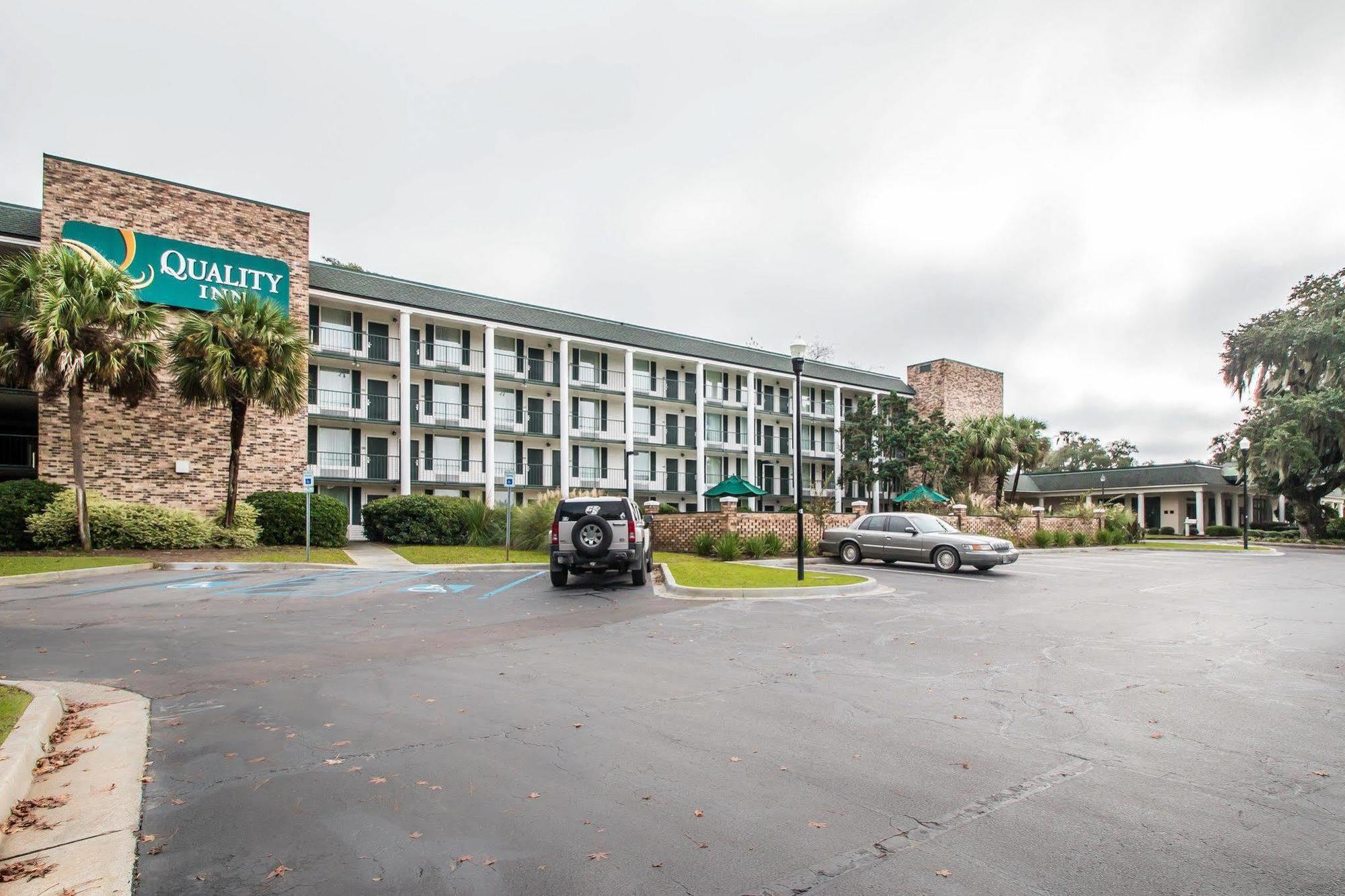 Quality Inn At Town Center Beaufort Exterior foto